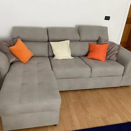 Apartman Welcoming House W/ Wi-fi + Private Bathroom