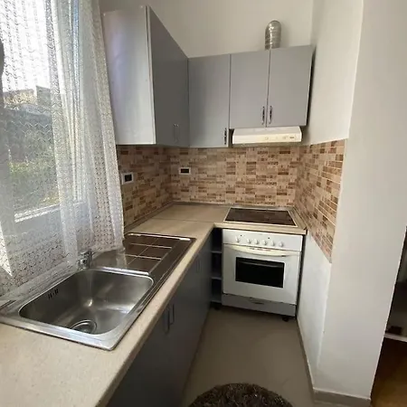 Apartman Welcoming House W/ Wi-fi + Private Bathroom