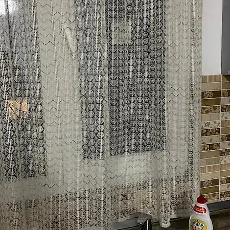 Apartman Welcoming House W/ Wi-fi + Private Bathroom Tirana
