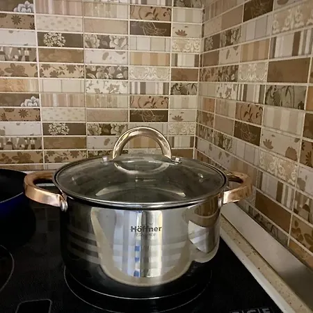 Apartman Welcoming House W/ Wi-fi + Private Bathroom *